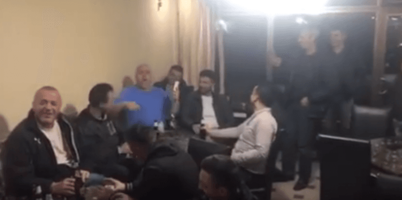 Votuesi i Nismës komenton zgjedhjet sikur një lojë futbolli (VIDEO)