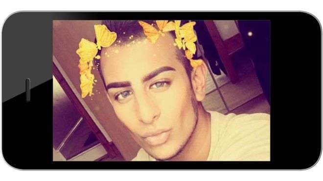 Ahmad, djali që bën 200 selfie në ditë (FOTO)