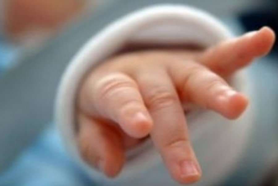 Reperi i njohur po bëhet baba për herë të parë (FOTO)