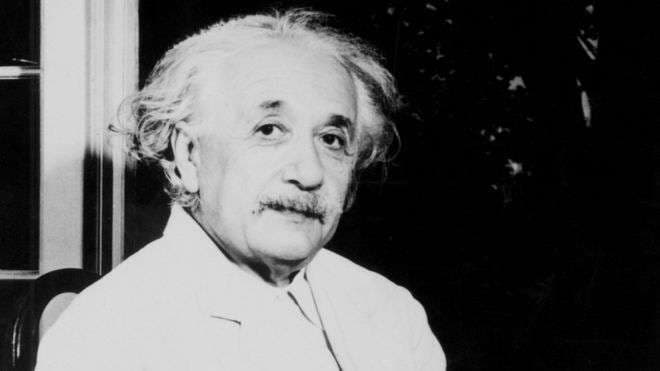 Shkencëtarët e Indisë mohojnë teoritë e Issac Newton dhe Albert Einstein, i quajnë mashtruese