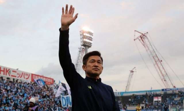 Japonezi 52 vjeçar vazhdon të luajë futboll