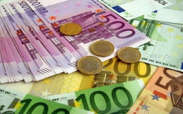 Kosova për një muaj humb 13 milionë euro nga koronavirusi – ekonominë mund ta shpëtojë plani-marshall