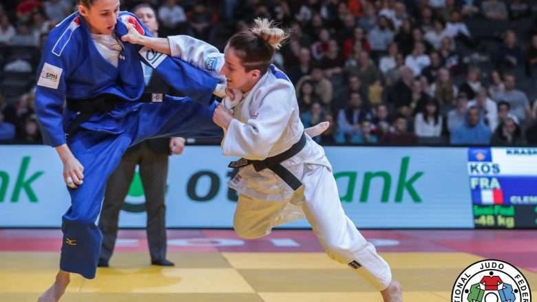 Distria Krasniqi siguron medaljen e argjendtë në Grand Slamin e Parisit