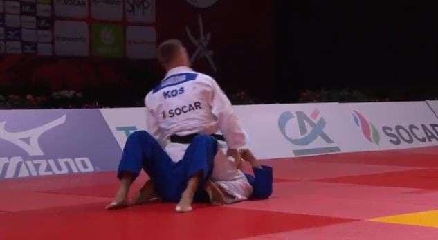 Distria dhe Akili sigurojnë çerekfinalen në Grand Slam të Parisit