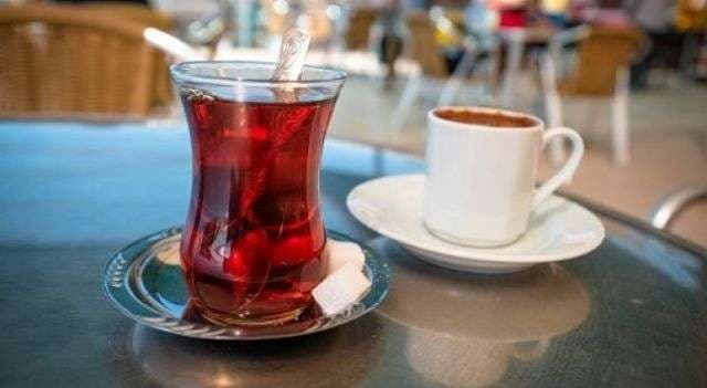 Në Kosovë konsumohen 10 milionë kilogramë çaj dhe kafe gjatë një viti