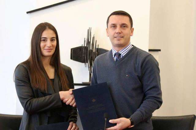 Gashi: Në Gjeorgji valojnë simbolet e Kosovës