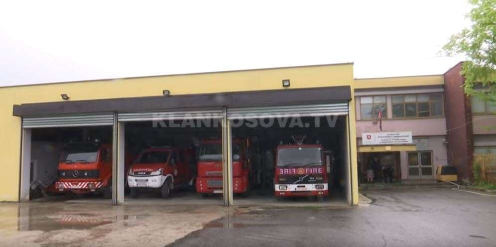Zjarrfikësit në Pejë pa rrymë që tri ditë (VIDEO)