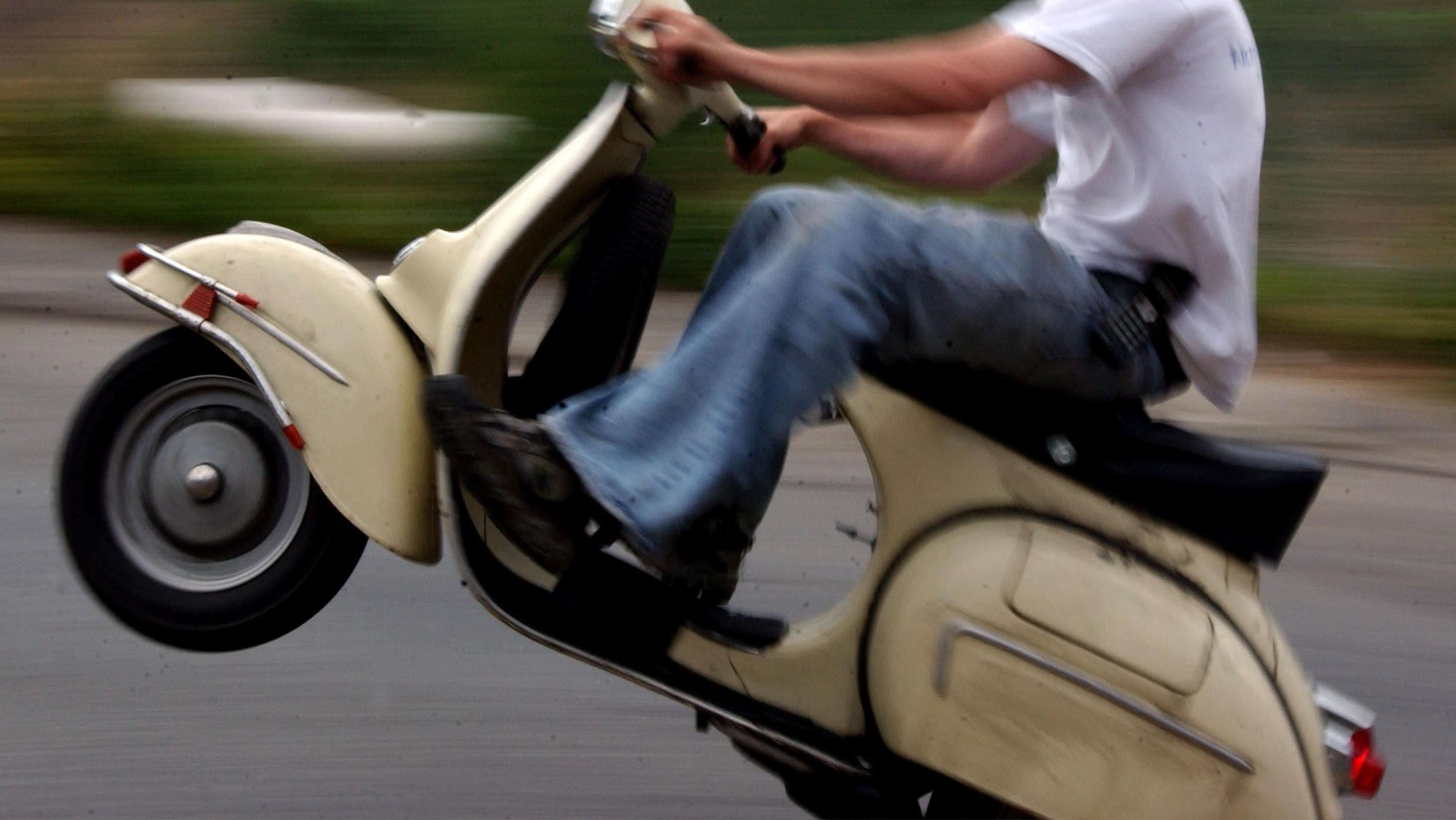 Burri që pësoi nëntë ditë ereksion pas rënies nga motoçikleta