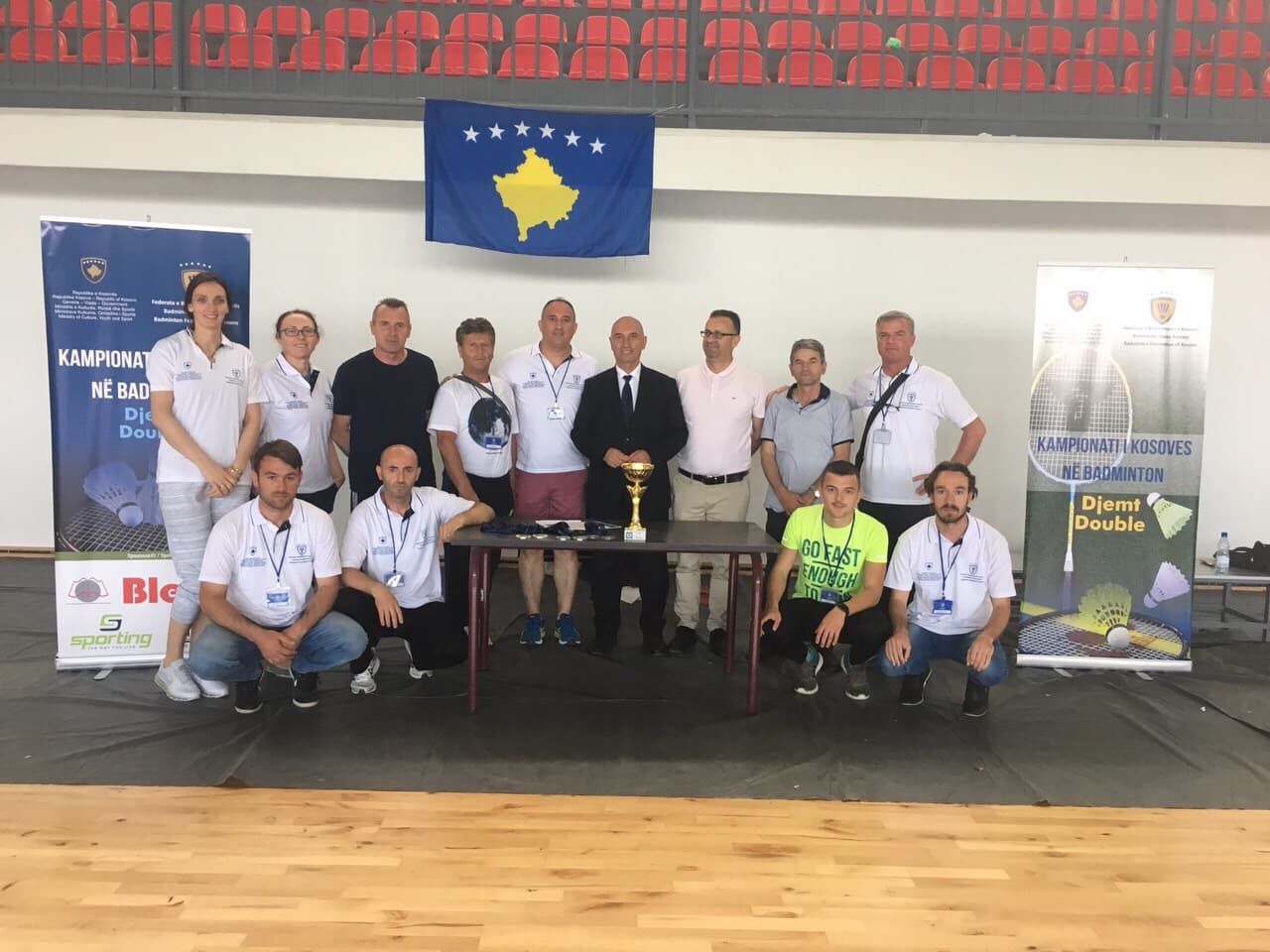 Mbahet kampionati i Kosovës në badminton per djem në kategorinë e çifteve