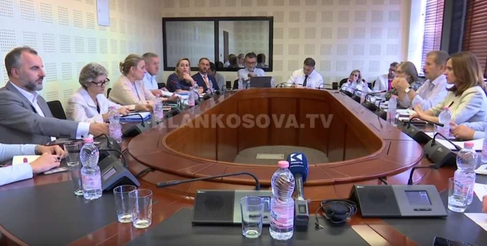 Përplasen Këshilli Shtetëror i Cilësisë dhe Komisioni i Ankesave në AKA (VIDEO)