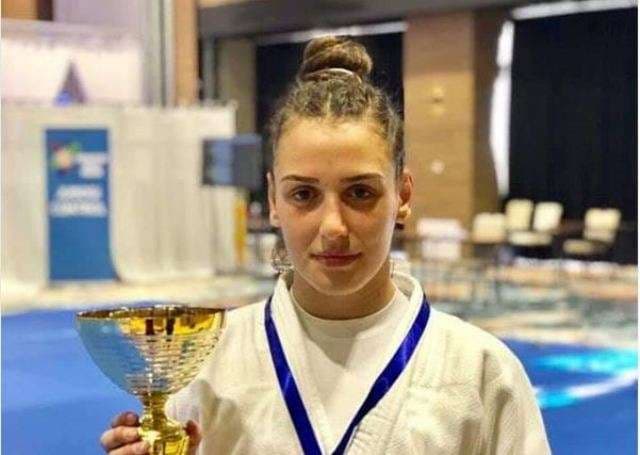 Flaka Loxha merr të artën në “Sarajeva 2019”