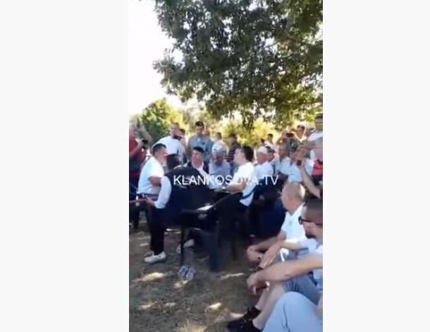 Agim Bahtiri ia krisë këngës në Shalë të Bajgorës (VIDEO)