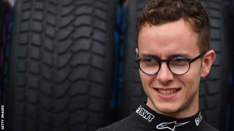 Vdes ngasësi i Formula 2 Anthoine Hubert pas përplasjes në Grand Prix të Belgjikës