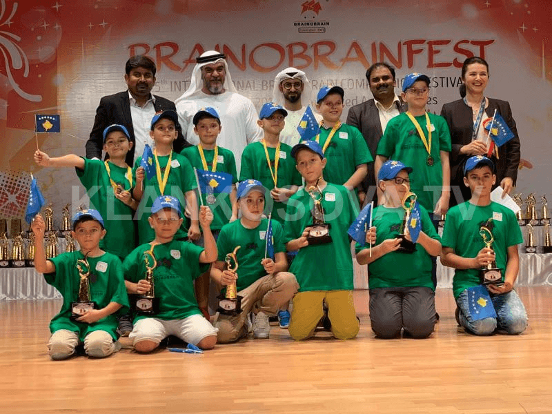 Vogëlushët kosovarë sigurojnë trofe dhe medalje të arta në Dubai