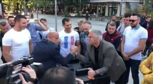 Zyrtarët e Komunës së Mitrovicës "masin" forcat (FOTO+VIDEO)