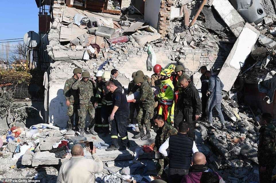 Situata pas tërmetit, SHBA-ja dërgon tjetër ekip ekspertësh për Shqipërinë
