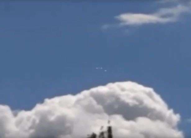 Filmohet UFO duke fluturuar mbi New York (VIDEO)