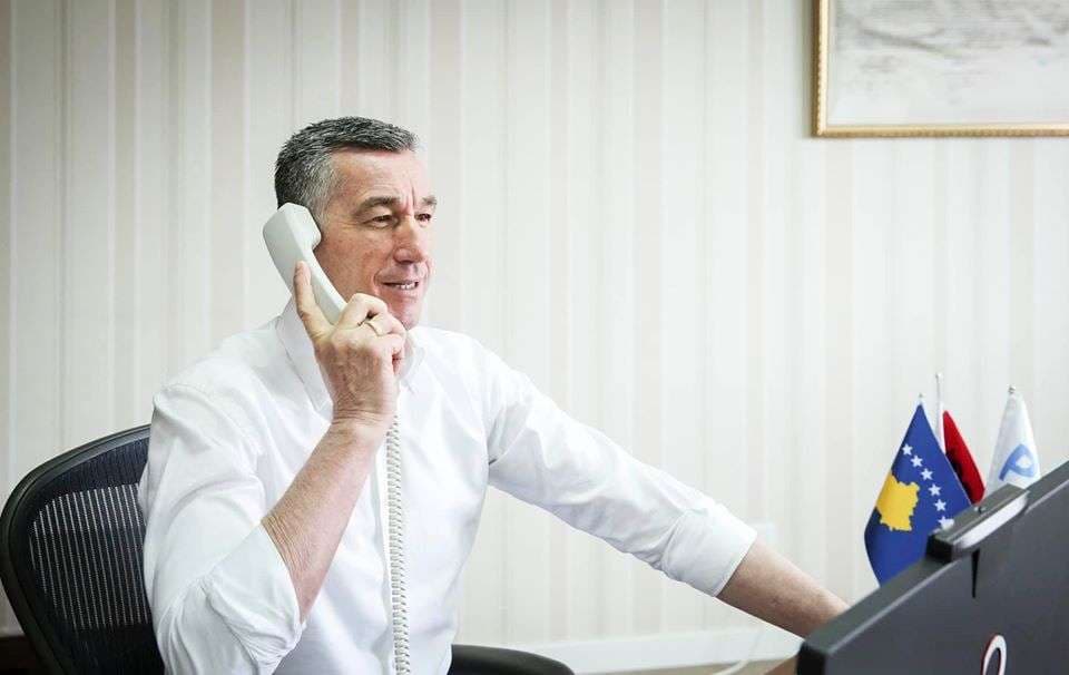 Veseli bisedë telefonike me përfaqësuesit fetarë rreth Covid-19