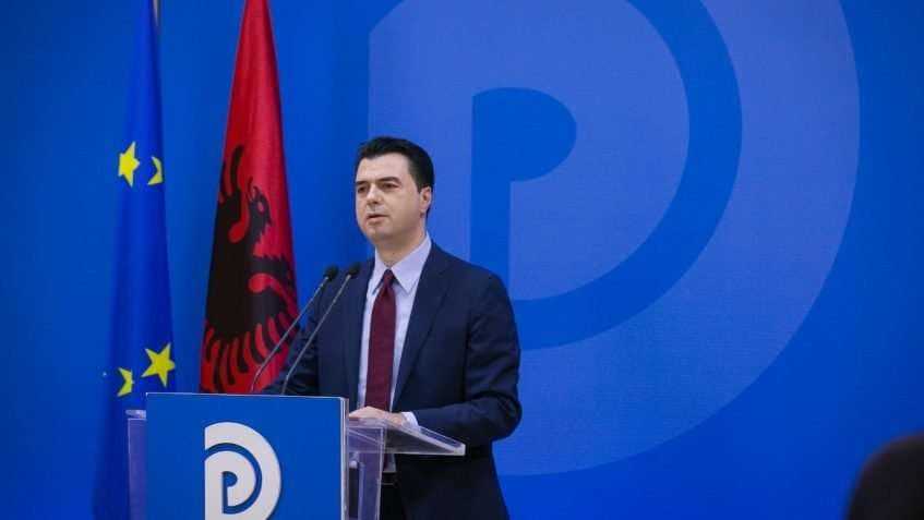 Basha: Urimet dhe lutjet tona të para janë për të gjithë ata që përballen me virusin