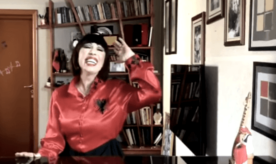 Bashkë në luftën kundër Covid-19 - shtatë artistë nga mbarë bota performojnë “Bella Ciao”, në mesin e tyre Irma Libohova
