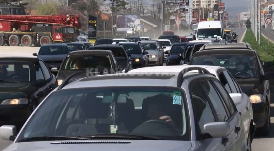 Prishtina e karantinuar, bllokohen hyrje-daljet - 12.04.2020 - Klan Kosova