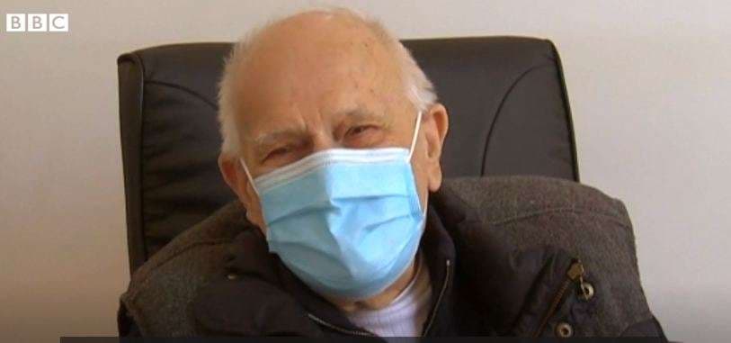 Koronavirusi: Doktori 98 vjeçar që punon gjatë bllokadës (VIDEO)