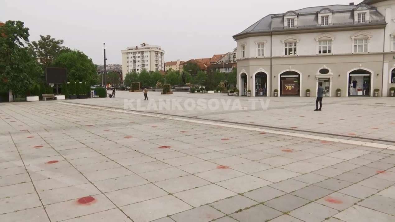 Rivendosen pikat e protestës në shesh (VIDEO)