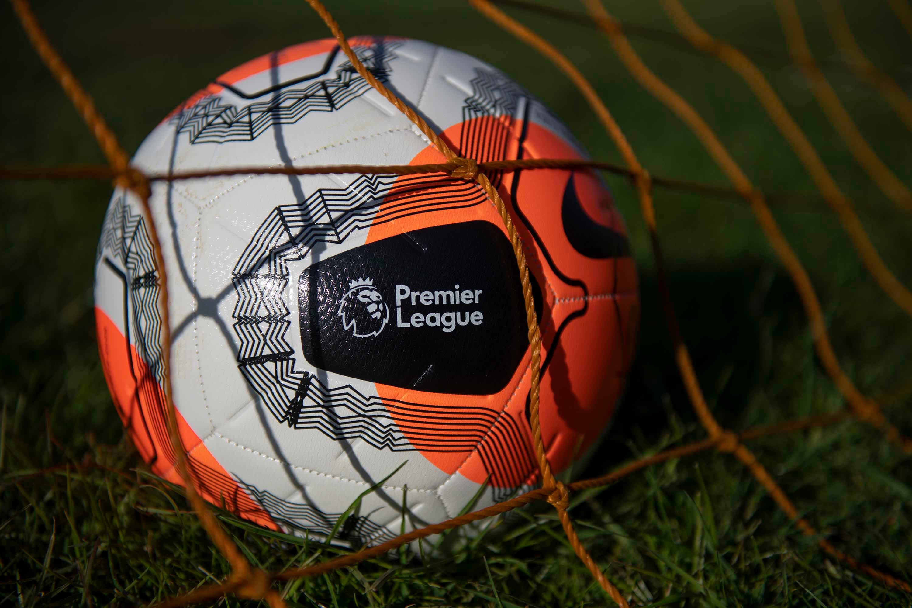 Klubet nga Premier League do të nisin stërvitjet në grupe të vogla nga nesër