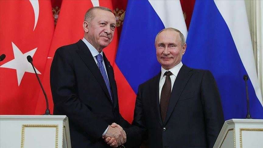 Erdogan e Putin flasin në telefon për bashkëpunim kundër Covid-19