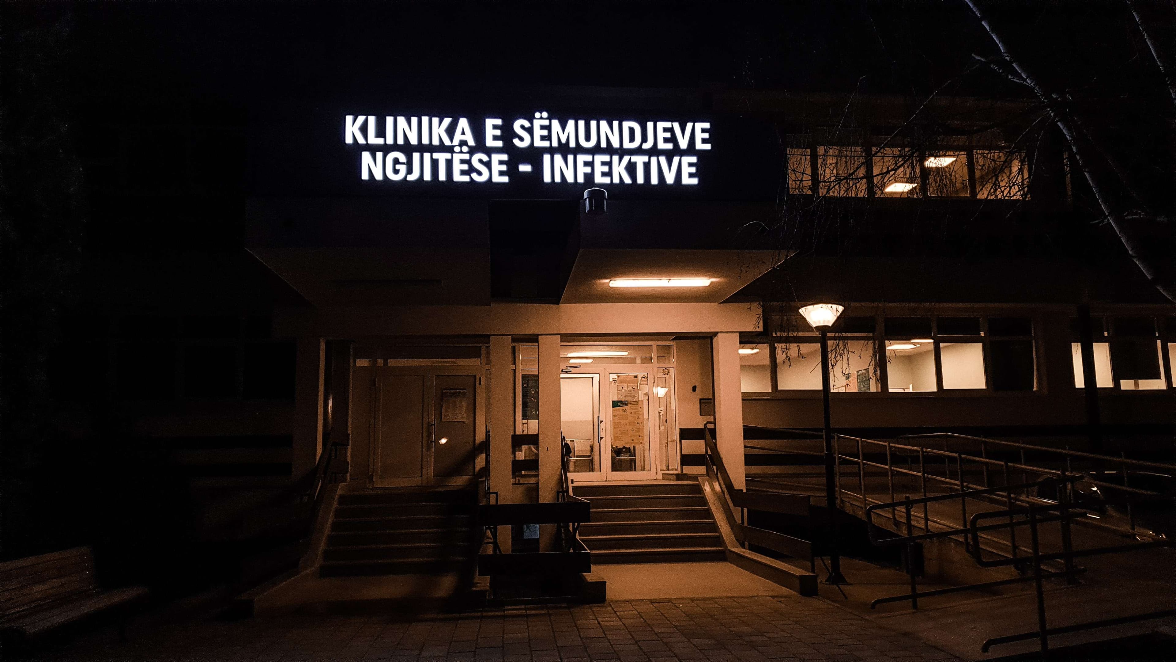 Arrin në 49 numri i rasteve të vdekjes me Covid-19