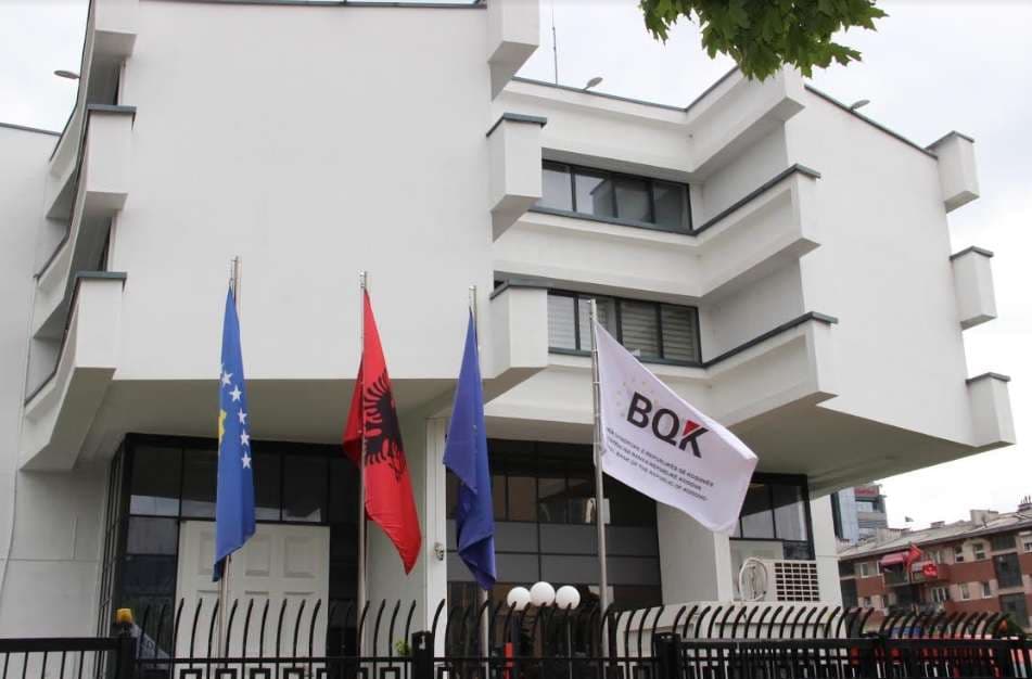 Dorëhiqet zëvendësguvernatorja e BQK-së