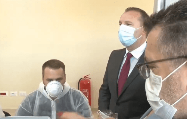 Ministri Zemaj në Vërmicë, apelon për zbatim strikt të masave kundër Covid-19