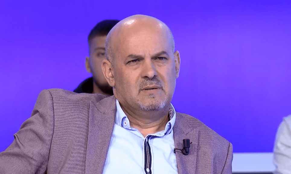 Infektologu Izet Sadiku: Bartja e maskës është patriotizëm i ditëve të sotme