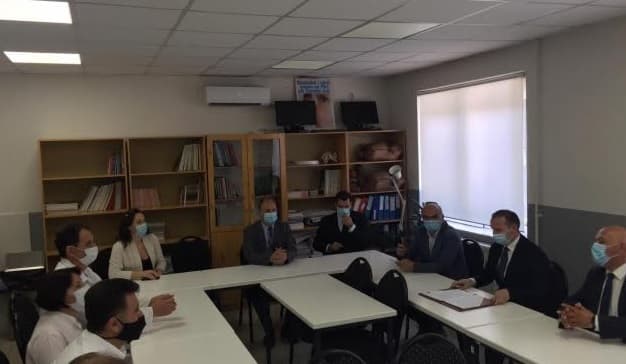 Zemaj bashkë me Krasniqin, Ramadanin dhe Gjinin vizitojnë QKMF-në në Gjakovë