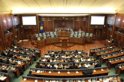 VV dhe PDK përkrahin projektligjin për parandalimin dhe luftimin e COVID-19
