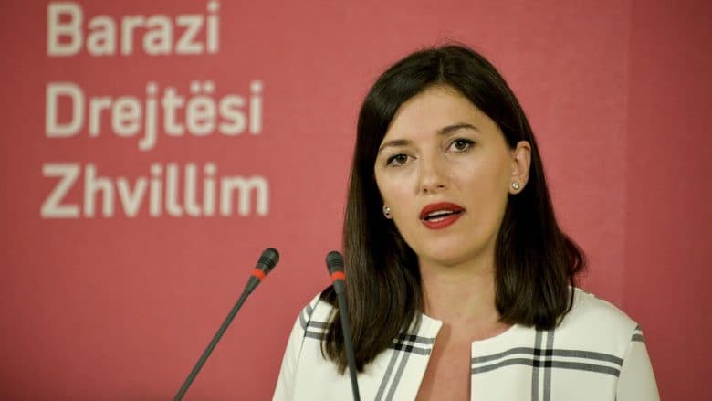 Haxhiu: Ftoj partitë që po kundërshtojnë marrëveshjen e nënshkruar nga Hoti që ta përkrahin mocionin