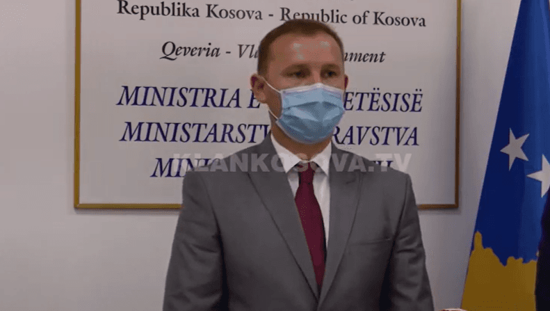 Zemaj del ashpër kundër lejimit të dasmave: Ato mund të bëhen burime të infeksioneve