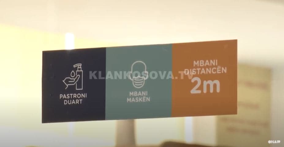 Mësimi fillon me shumë masa mbrojtëse ndaj COVID-19 (VIDEO)