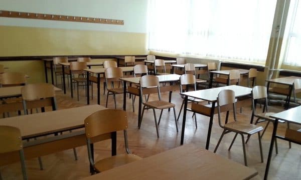 Nesër nis mësimi, SBASHK-u shqetësohet për mungesë të mësimdhënësve shkaku i pandemisë
