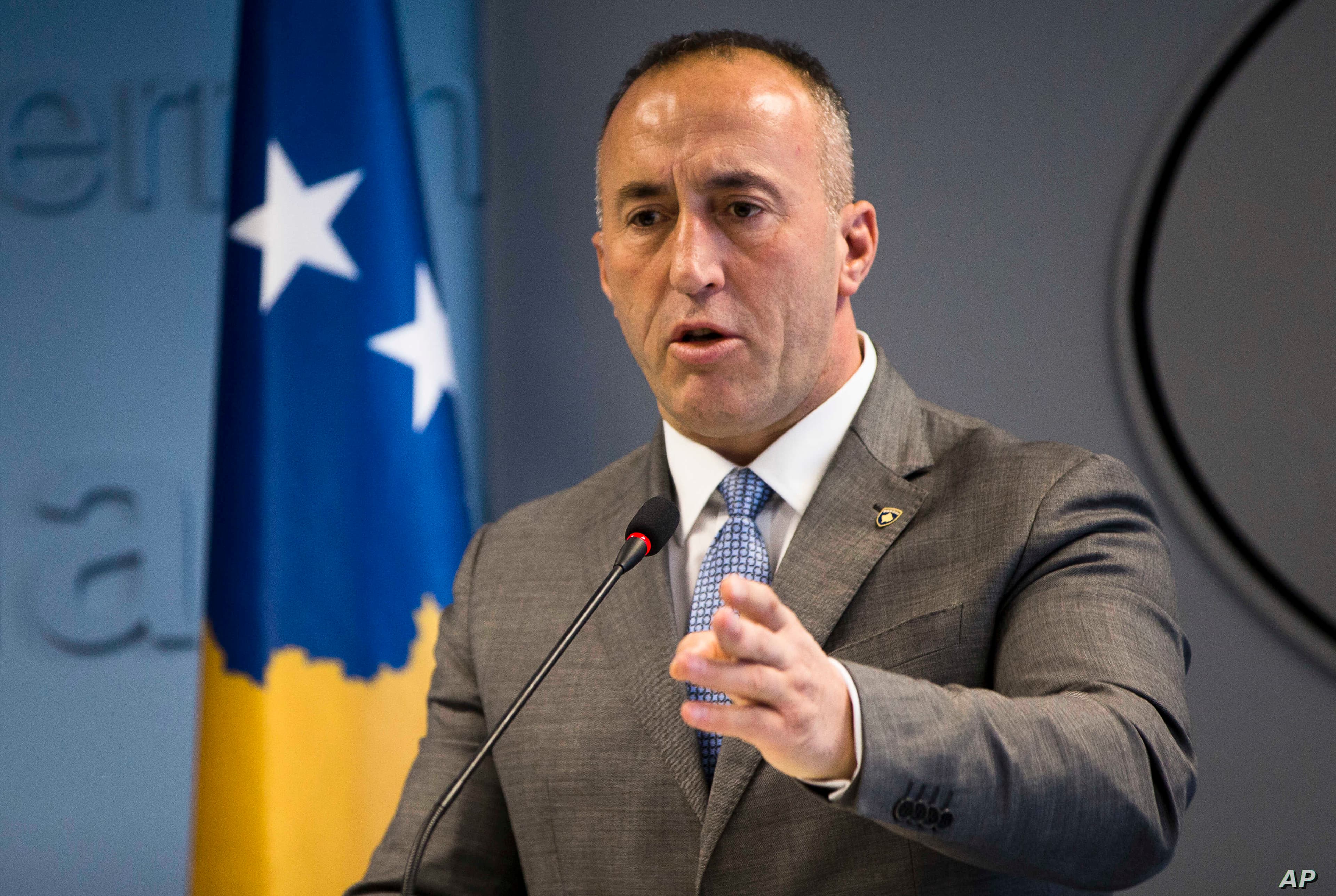 Haradinaj: Situata me helmimet në Deçan është nën kontroll