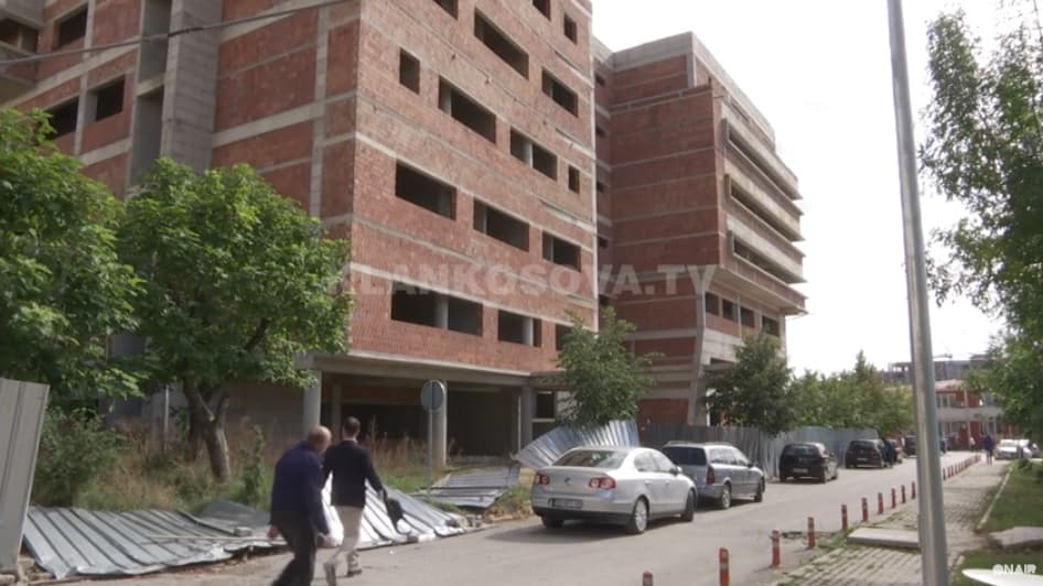 Emergjenca e pakryer, bëhet spital i COVID-19 (VIDEO)