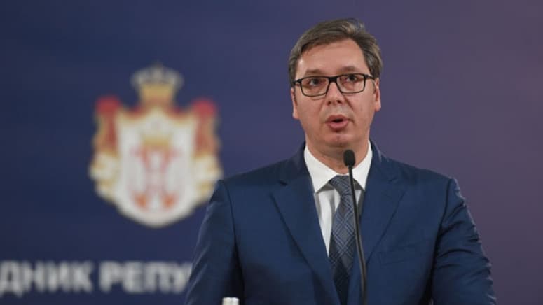 Vuçiq i uron shërim të shpejtë Trumpit dhe gruas së tij