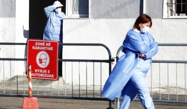 9 të vdekur dhe 375 raste të reja me COVID-19 në Shqipëri