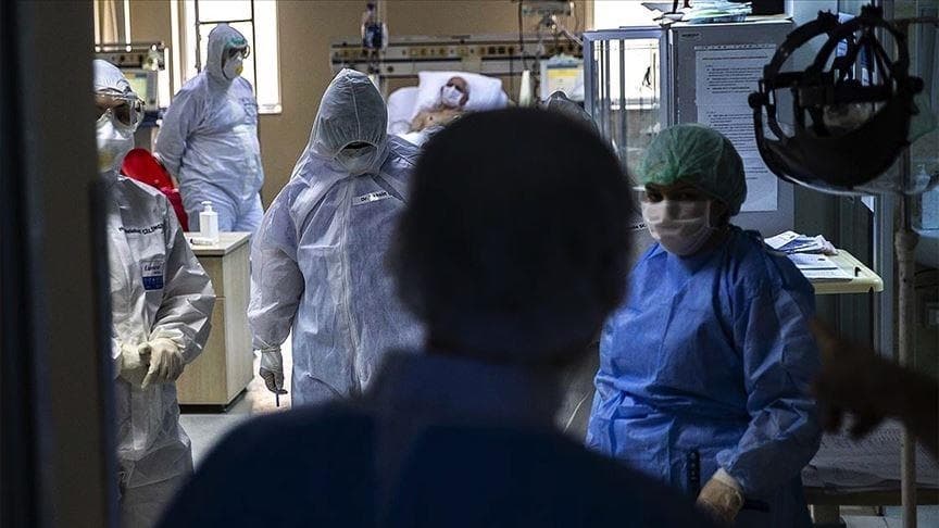 Turqia raporton mbi 31 mijë raste të reja me COVID-19
