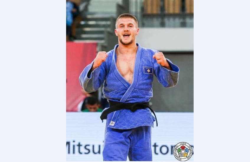 Akil Gjakova mposht xhudistin rus, kalon në rrethin e tretë në Mastersin e Doha-s