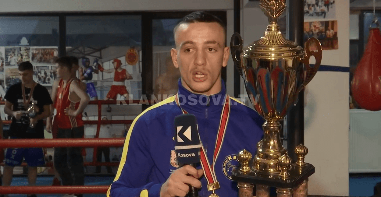 Shpejtim Bajoku fiton turneun e boksit "Ismet Asllani – Prapashtica" (VIDEO)