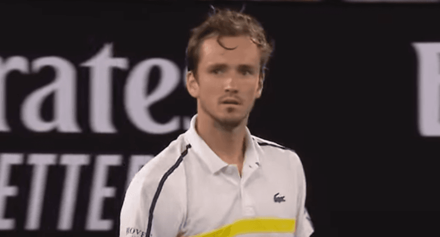 Medvedev në finale të Australian Open (VIDEO)