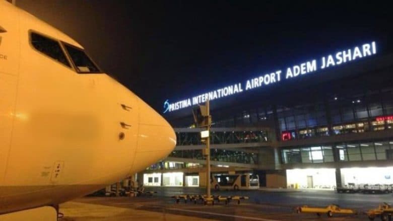 Sot në orën 20:15 vijnë vaksinat e para kundër COVID-19 në Kosovë