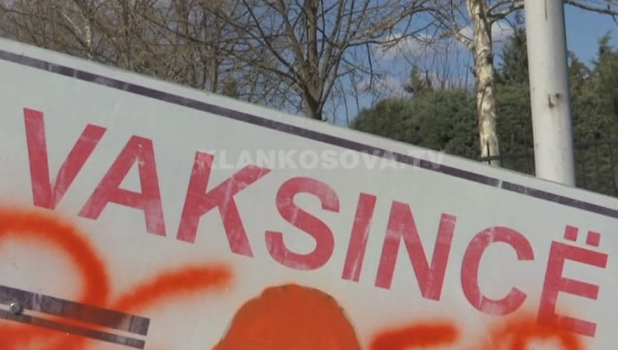 Banorët e Vaksincës nuk i vaksinon kush (VIDEO)