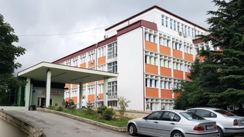93 pacientë me COVID-19 po trajtohen në Spitalin e Pejës